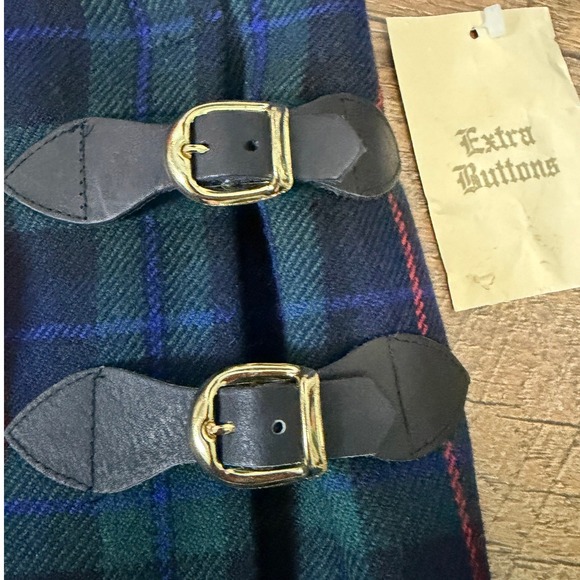 CARROLL REED Wool Plaid Pleated Skirt Size 10 Gold Buckle Detail - Picture 3 of 13